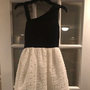 Girls holiday dress